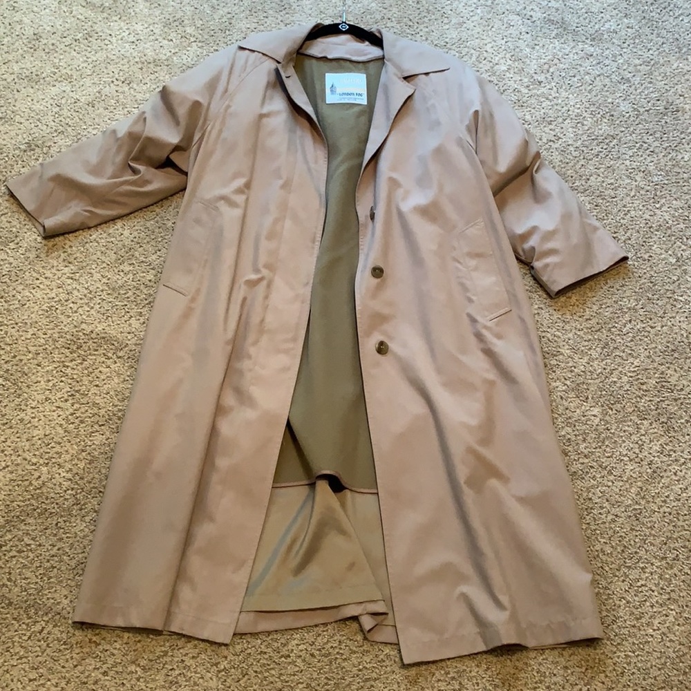 Women’s Size 12 Limited Edition London Fog Trench Coat Tan No Damage Like New